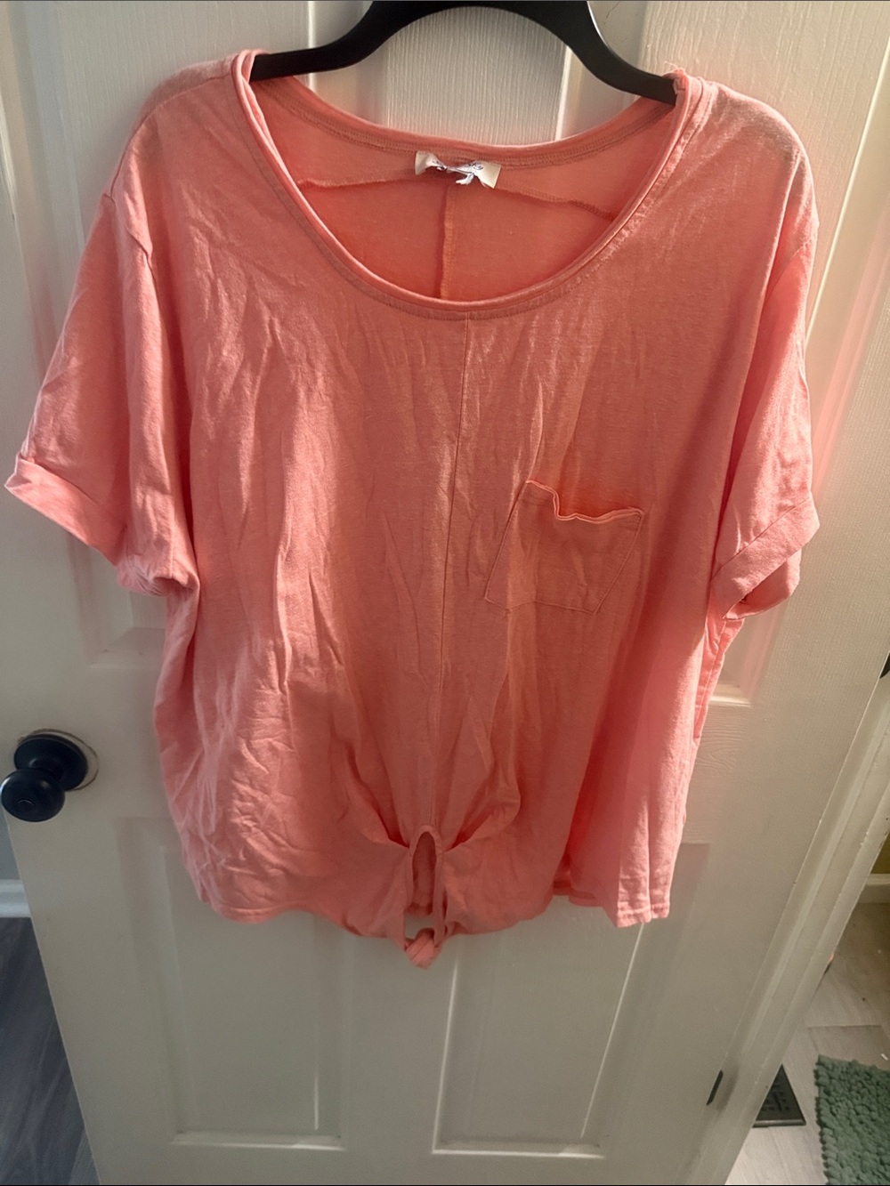 She + Sky Coral Tie-Hem Pocket Short Sleeve Tee